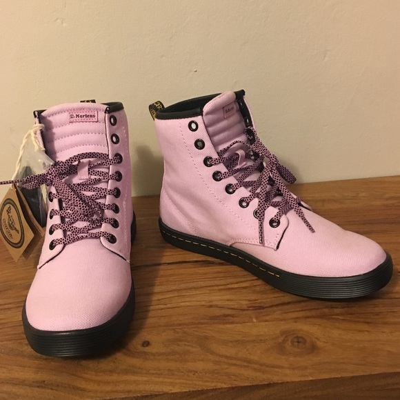 sheridan canvas dr martens